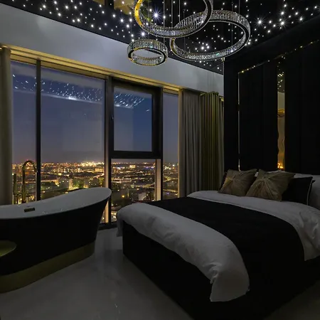 公寓 Goldstar Apartament- Wanna Z Widokiem, 19 Pietro, Hanza Tower 什切青