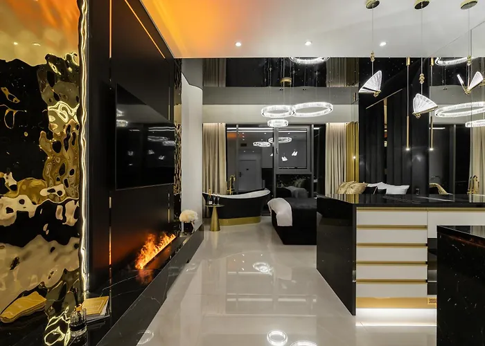 Апартаменты Goldstar Apartament- Wanna Z Widokiem, 19 Pietro, Hanza Tower