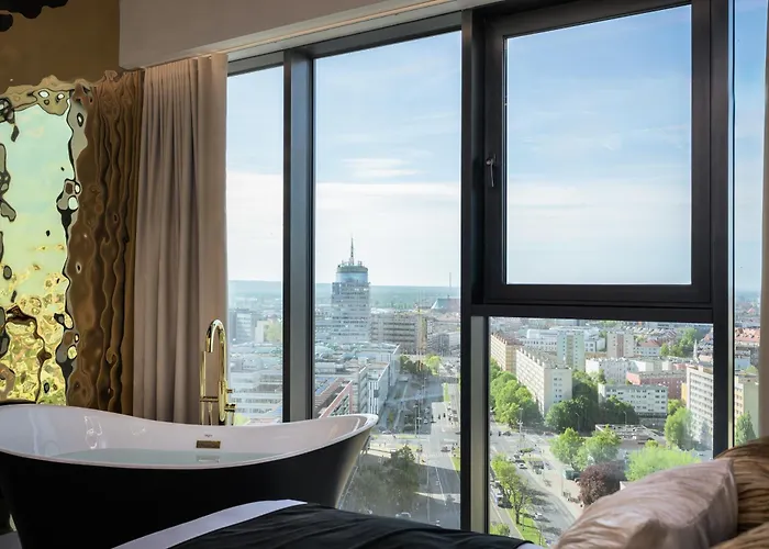 Goldstar Apartament- Wanna Z Widokiem, 19 Pietro, Hanza Tower Апартаменты