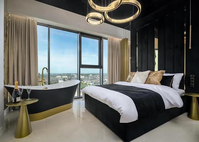 Goldstar Apartament- Wanna Z Widokiem, 19 Pietro, Hanza Tower Щецин