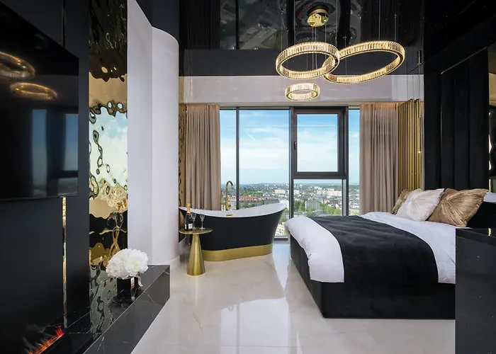 Goldstar Apartament- Wanna Z Widokiem, 19 Pietro, Hanza Tower Апартаменты